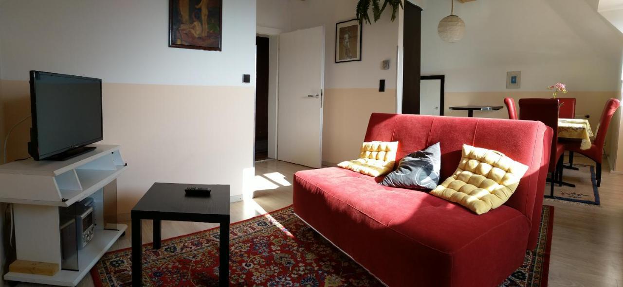 Haus Kiko Lägenhet Velden am Wörthersee Exteriör bild
